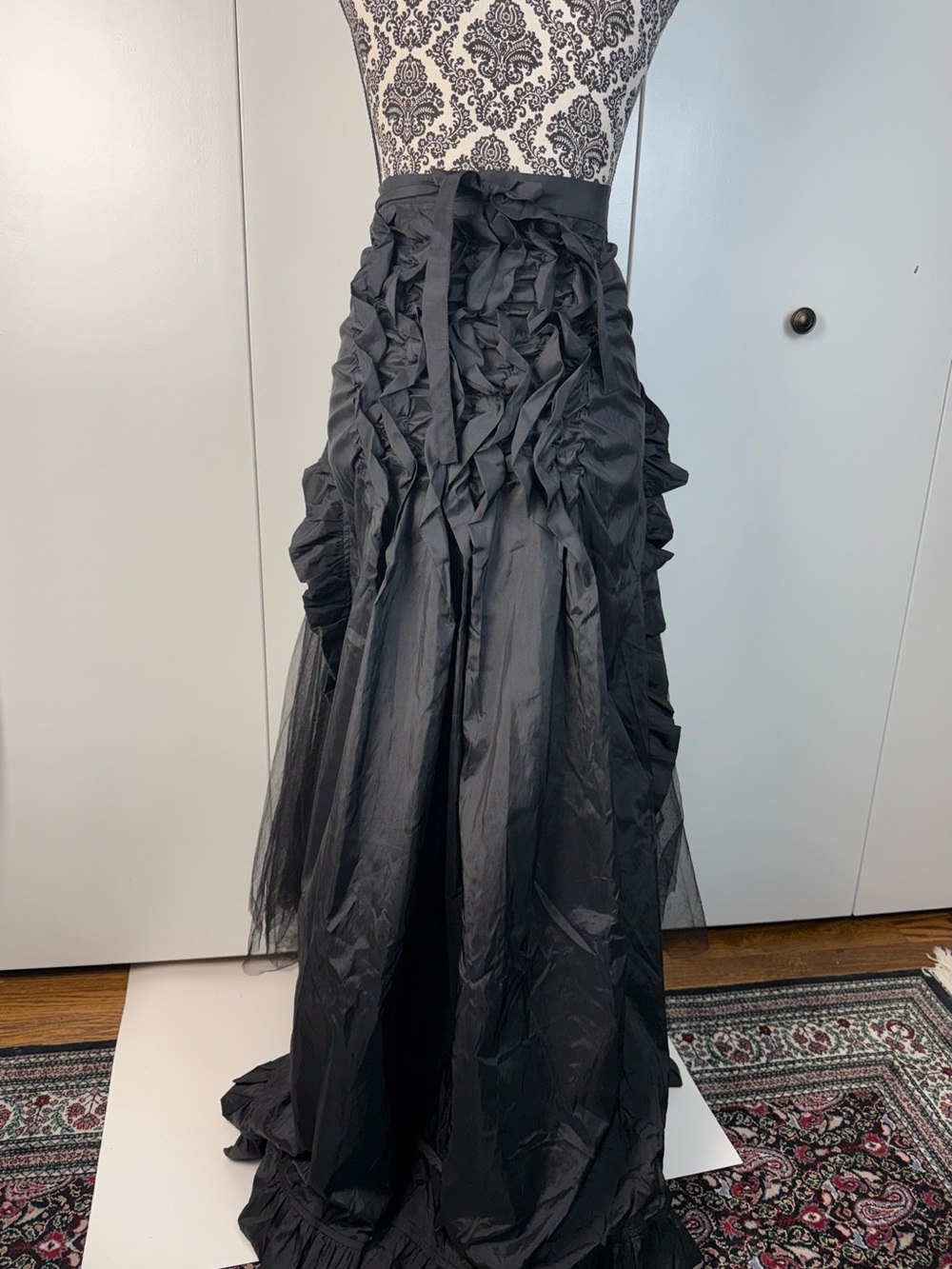 Black Ruffled Maxi Skirt petticoat size xl goth whimsygoth regencycore NWT